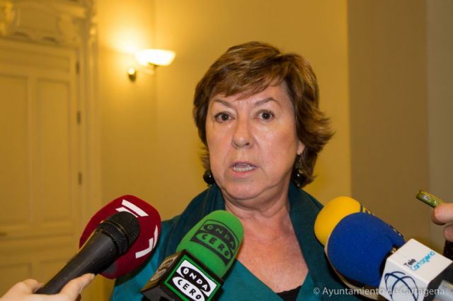 La alcaldesa reitera los beneficios que traerá el AVE a Cartagena