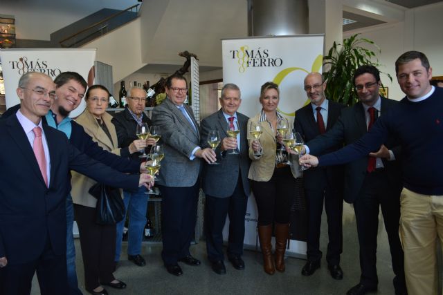 Agrónomos presenta la cosecha 2014 del vino Tomás Ferro