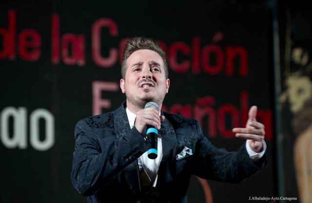 Ubaldo Valverde, ganador del XXII Festival de la Canción Española de Molino Derribao