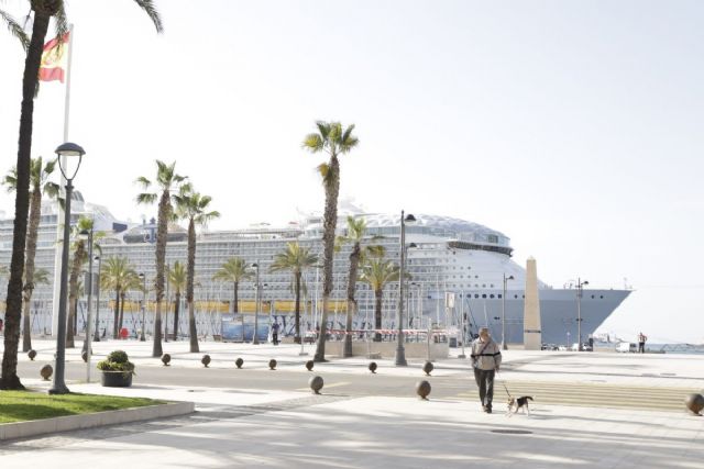 Cartagena recibirá de media a 1.000 cruceristas al día durante el mes de mayo