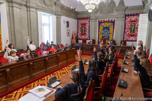 Políticos por un día: Cartagena celebrará el Día de la Constitución con un Pleno Infantil