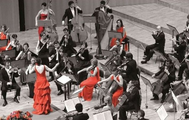 La OSRM llenará de música de cine, valses y polcas El Batel con su tradicional concierto de Año Nuevo