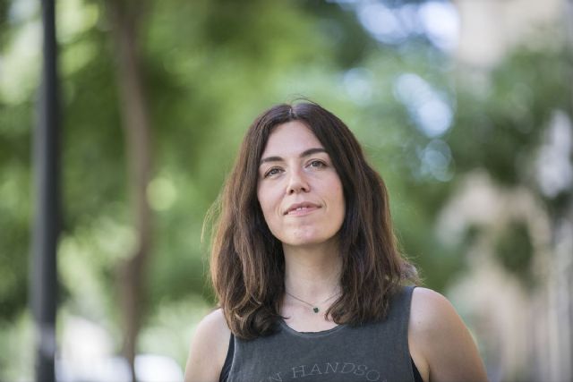 La periodista y escritora Marta Peirano presenta en Cartagena Piensa ´El enemigo conoce el sistema´