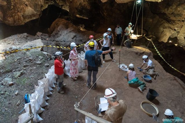 Concluye la nueva campaña de excavación en Cueva Victoria