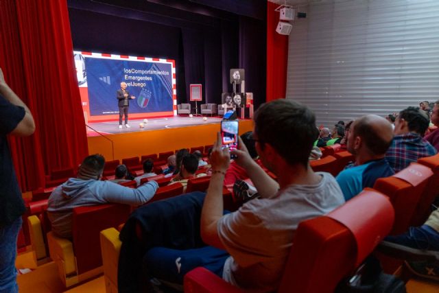 El congreso de entrenadores de la Copa de España de Fútbol Sala reúne a los mejores del mundo en Cartagena