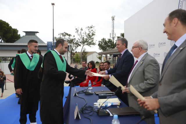 Graduada por la UCAM la primera promoción de Fisioterapia y Criminología de la historia de Cartagena