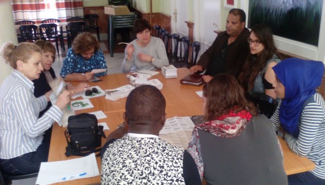 Alumnos del IES Mediterráneo se acercan a las labores de intervención social que se desarrollan en San Antón