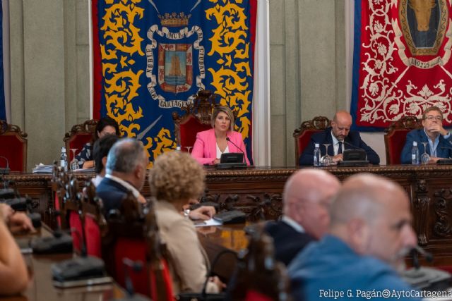 La alcaldesa destaca la gestión económica y de personal de Esperanza Nieto en el Ayuntamiento de Cartagena