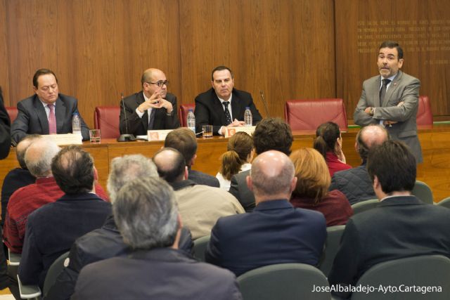 Un informe de la Universidad de Murcia defiende la postura del Ayuntamiento sobre el PGOU