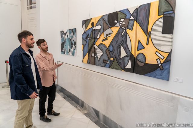 El arte abstracto y cubista de Diego Castiñeyra llega al Palacio Consistorial de Cartagena