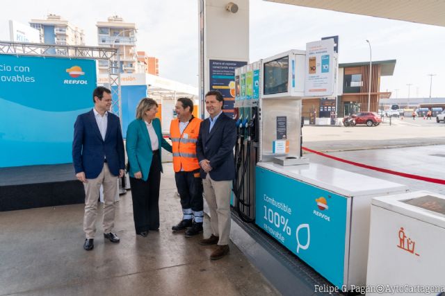 Cartagena alberga la primera refinería de Repsol que produce combustible 100% renovable a toda España