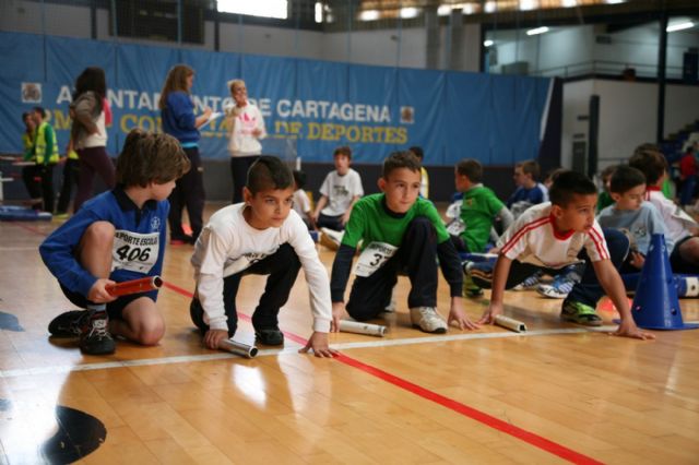 Más de 200 benjamines disputaron la fase municipal de Jugando al Atletismo