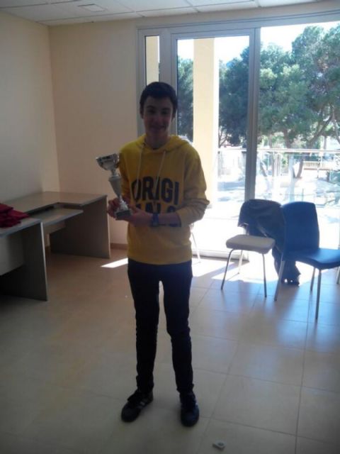 Setenta y siete chavales se dan cita en el Primer Circuito Escolar de Ajedrez