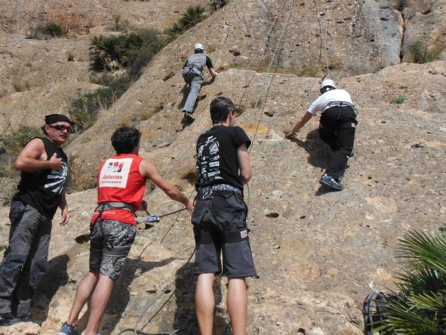 Senderismo, carnaval y astronomía este fin de semana con el T-LA