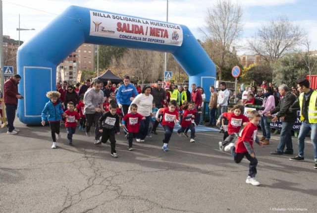 Mil cartageneros corren la I Milla Urbana Solidaria