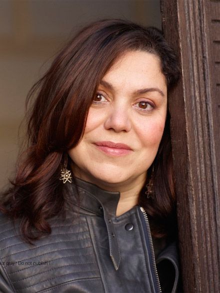 Violeta Monreal y Care Santos visitan esta semana las Bibliotecas Municipales