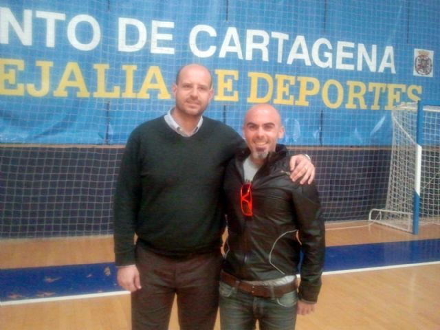 Andrés Lledó parte hacia Jordania para participar en la primera prueba de los 4deserts