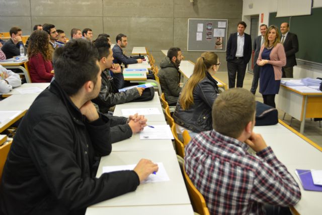 70 estudiantes se presentan a las pruebas de acceso de las becas de la Cátedra MTorres-UPCT