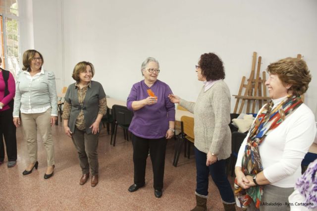 Los mayores aprenden a reírse de la vida