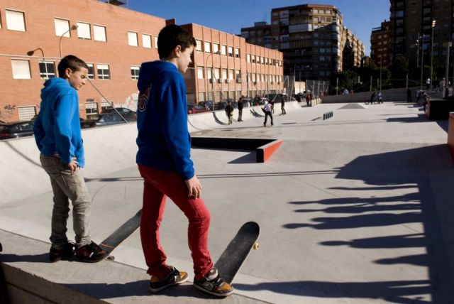 La pista deportiva de Carlos III estará cerrada de 10 de la noche a 10 de la mañana