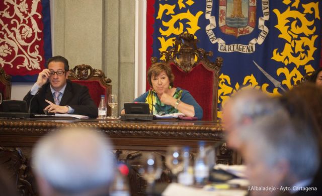 Vecinos, infraestructuras y cultura copan el grueso de las iniciativas debatidas en pleno