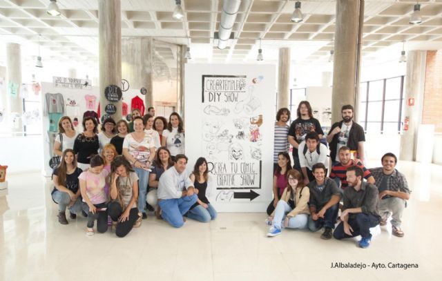 El cómic y el diseño artesanal protagonizan la muestra de los alumnos de la UP