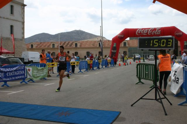 La I Carrera Popular de la UPCT se adueñó del Campus Muralla del Mar