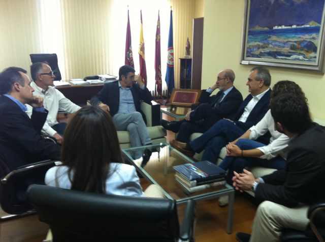 Patxi López: 'Todo esto se cambia si damos un giro radical con una papeleta el próximo domingo, porque ahora más que nunca es necesario el Partido Socialista'