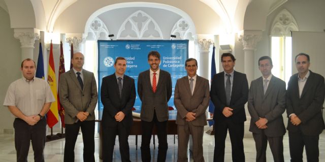 El director técnico de Airbus Defence & Space visita la Cátedra UPCT-MTorres