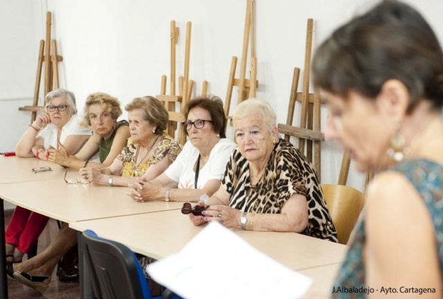 Ocio, cultura y buena compañía en la VI Escuela de Verano para Mayores
