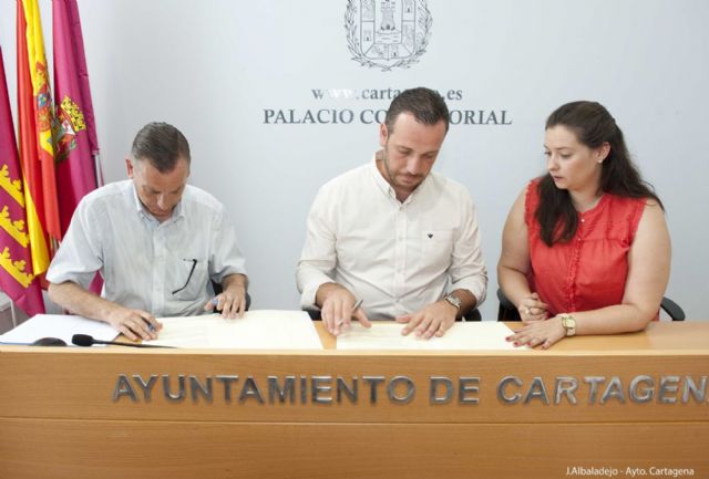 Ayuntamiento y UPCT actualizan su colaboración en materia de Juventud