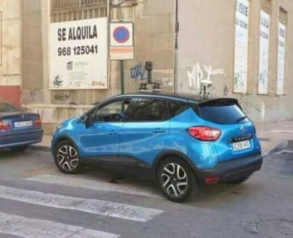 Confunden el coche de Google Maps con un nuevo multacar