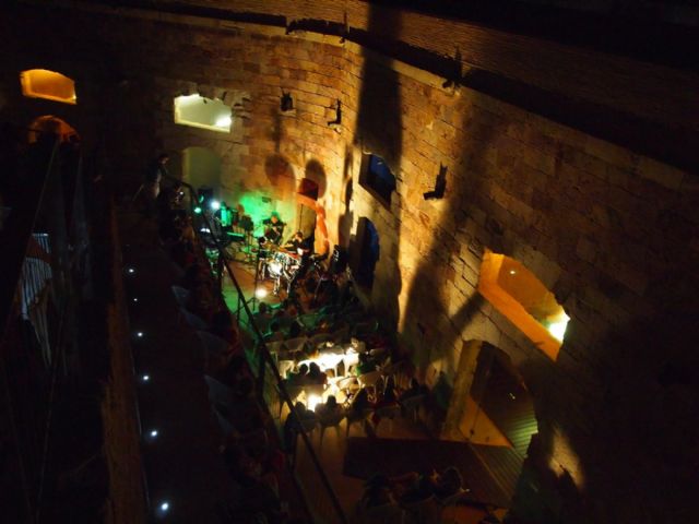 Tesoros de la Música pone ritmo a la noche en el Fuerte de Navidad