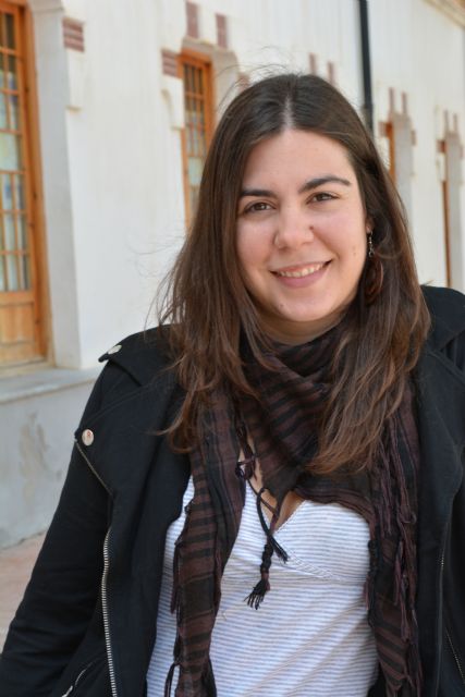 Una ingeniera de la UPCT investiga técnicas para identificar aviones sospechosos