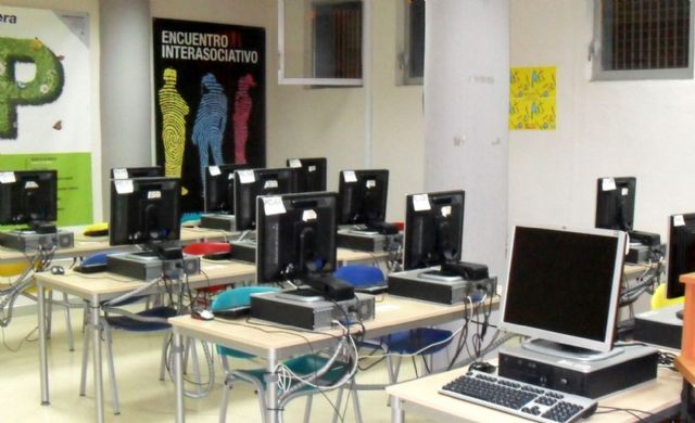 En agosto permanecerán cerradas las Aulas de Libre Acceso a Internet de Juventud