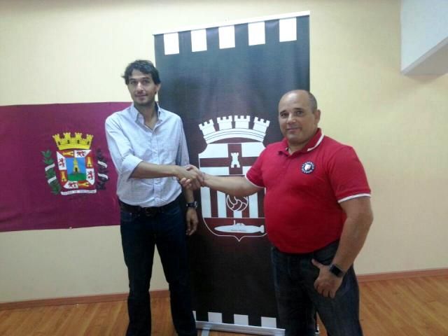 F.C. Cartagena y el Cartagena F.S. buscan acercar el deporte a la sociedad cartagenera