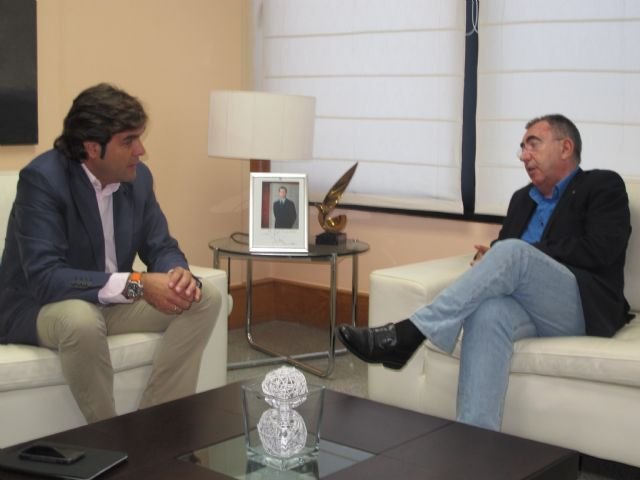 El consejero Manuel Campos reafirma la apuesta por la llegada del AVE a Cartagena, que 'contribuirá a la vertebración de la Región'