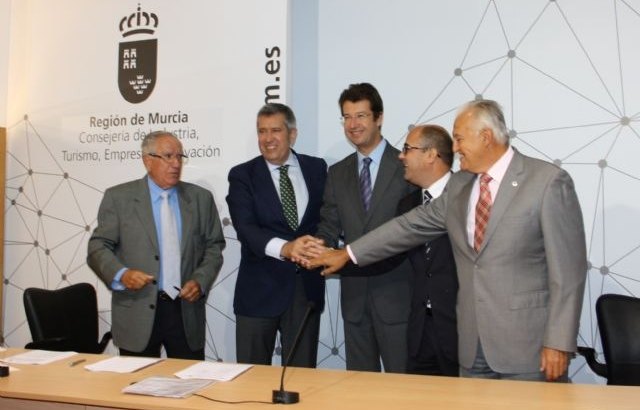 La Consejería de Empresa e Incyde firman un convenio para la celebración de un Congreso Internacional de Viveros de Empresas en Cartagena