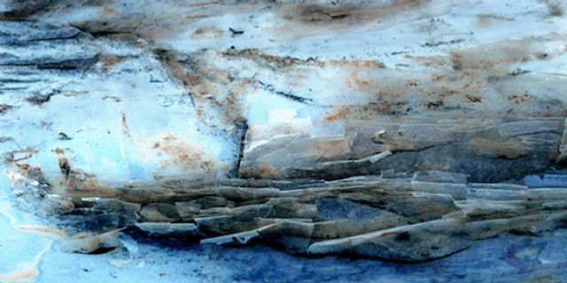 La fotografía de Susaña se muestra en la Muralla Bizantina