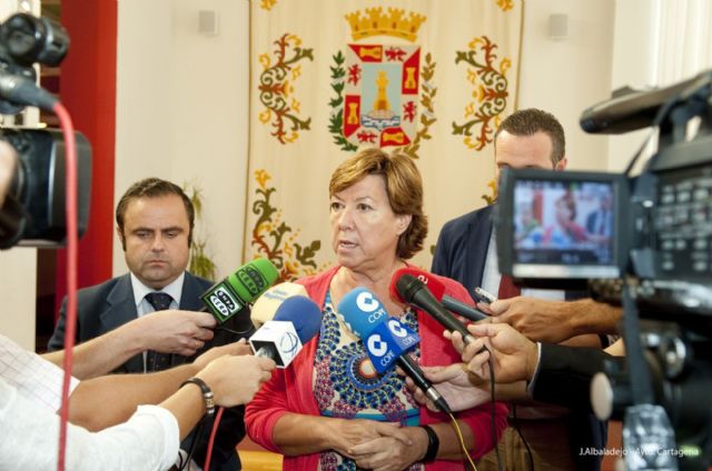 Pantallas en la paradas y aplicaciones para móviles informarán de la llegada de los autobuses urbanos