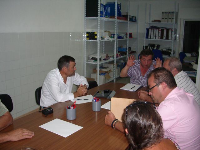 MC advierte que la Asociación de Vecinos de Los Urrutias entregará las llaves del local social a Barreiro si les cortan la luz