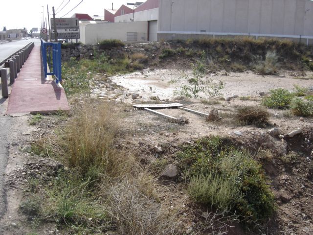 SPCT reclama al ayuntamiento que reponga los discos de tráfico en el Albujón