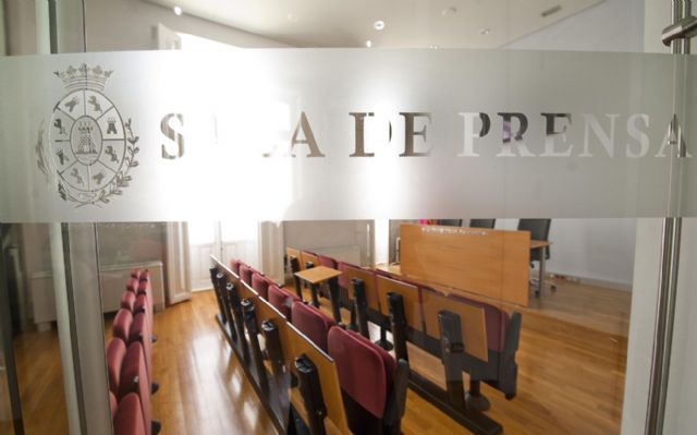 Convocadas dos becas de periodismo institucional y comunicación audiovisual en el Ayuntamiento de Cartagena