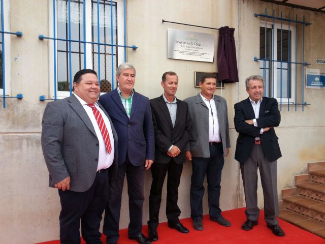 Inauguración de las nuevas instalaciones de la cooperativa Levante Sur