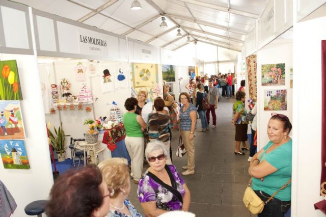Abre sus puertas este martes la Feria de Asociaciones de Mujeres