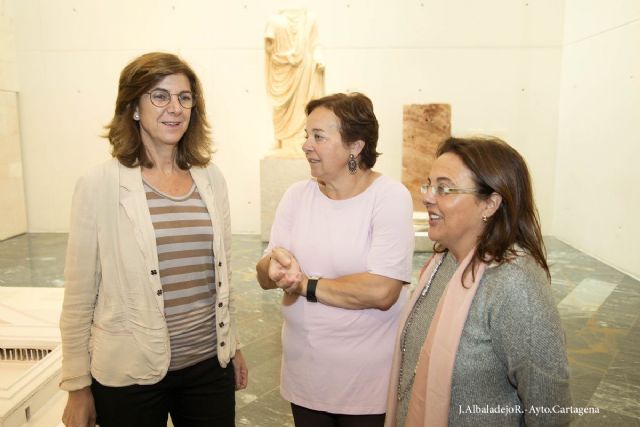 Lo contemporáneo se cuela con Fuego Perpetuo en el Teatro Romano