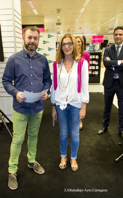 Los ganadores del Concurso de Fotografía Puerto de Culturas disfrutan de sus premios