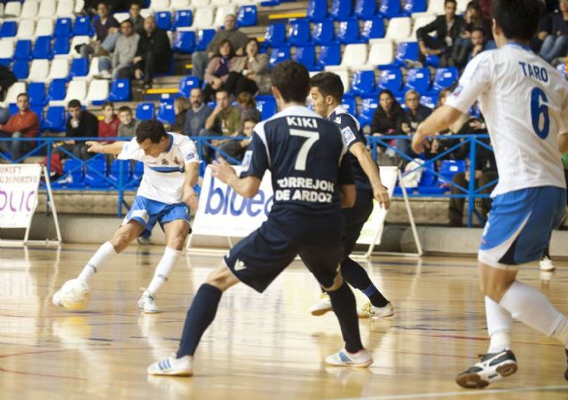 Plásticos Romero reparte mil entradas en colegios