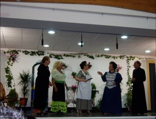 Los mayores de La Puebla pusieron en escena a los hermanos Ãlvarez Quintero