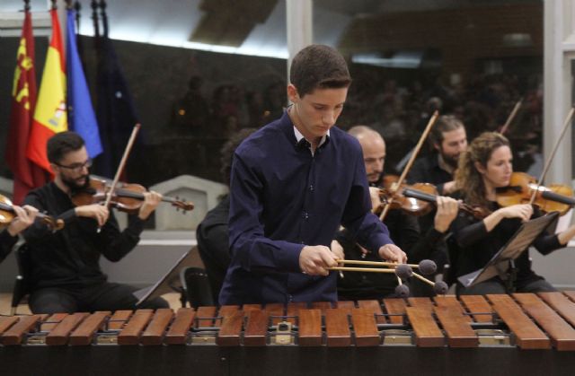 Los ganadores de Entre Cuerdas y Metales muestran su talento en Murcia